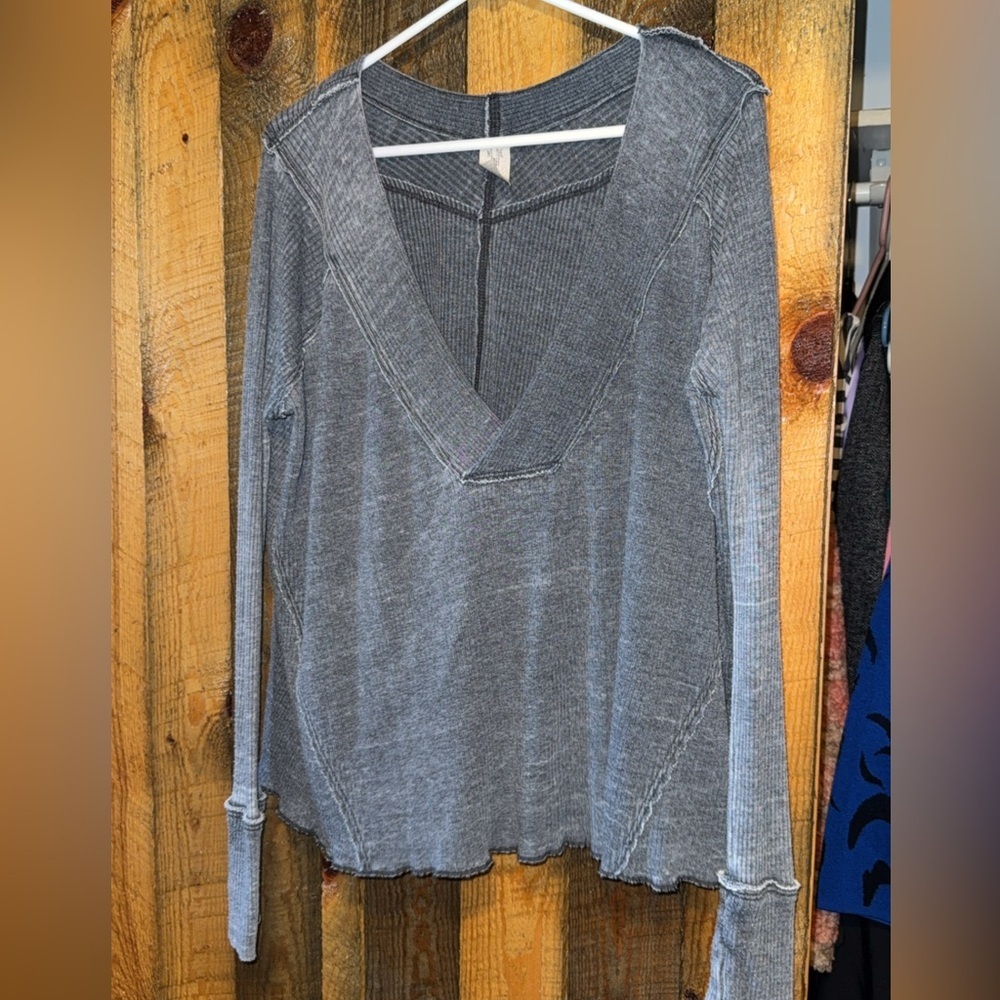 Flowy free people top oversized